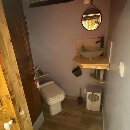 Familial La Montagne Des Vaches Saint-Antoine (Cantal)